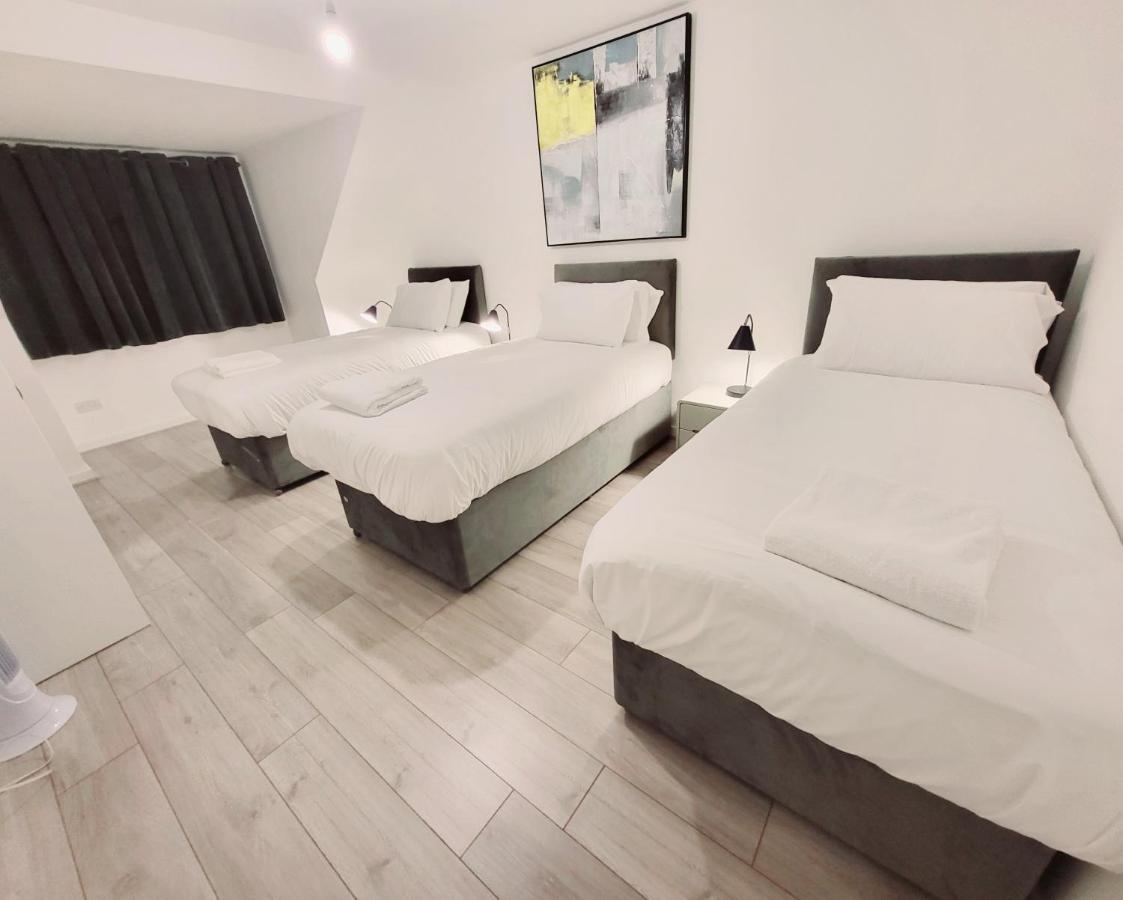 Garland Modern 2 Bedroom Apartment With Parking London Plumstead  Exterior foto